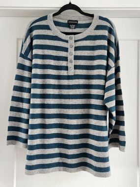 Sutton Cashmere Teal and Light Gray Striped Crewneck Henley Tunic Sz Large